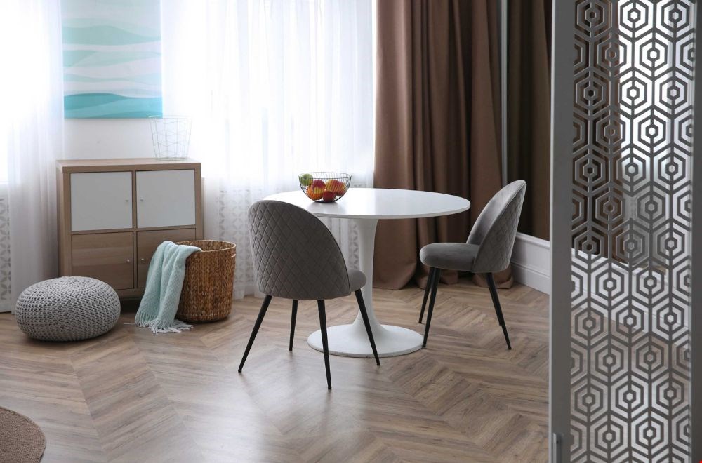 Hoe beïnvloeden patronen de ruimtelijke beleving van een interieur? Hoe beïnvloeden patronen de ruimtelijke beleving van een interieur?